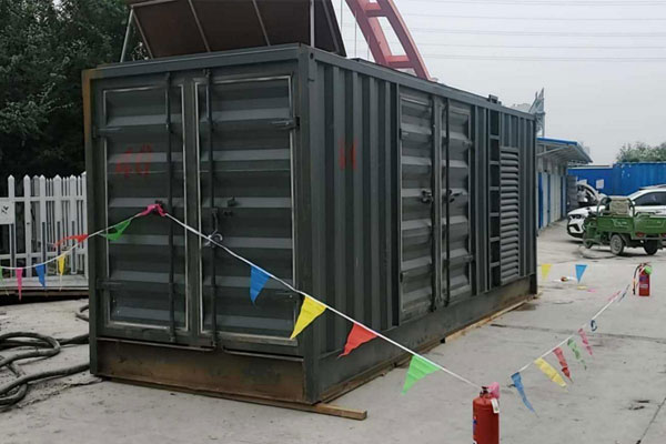 靖边发电机租赁空气滤清器多久更换一次？